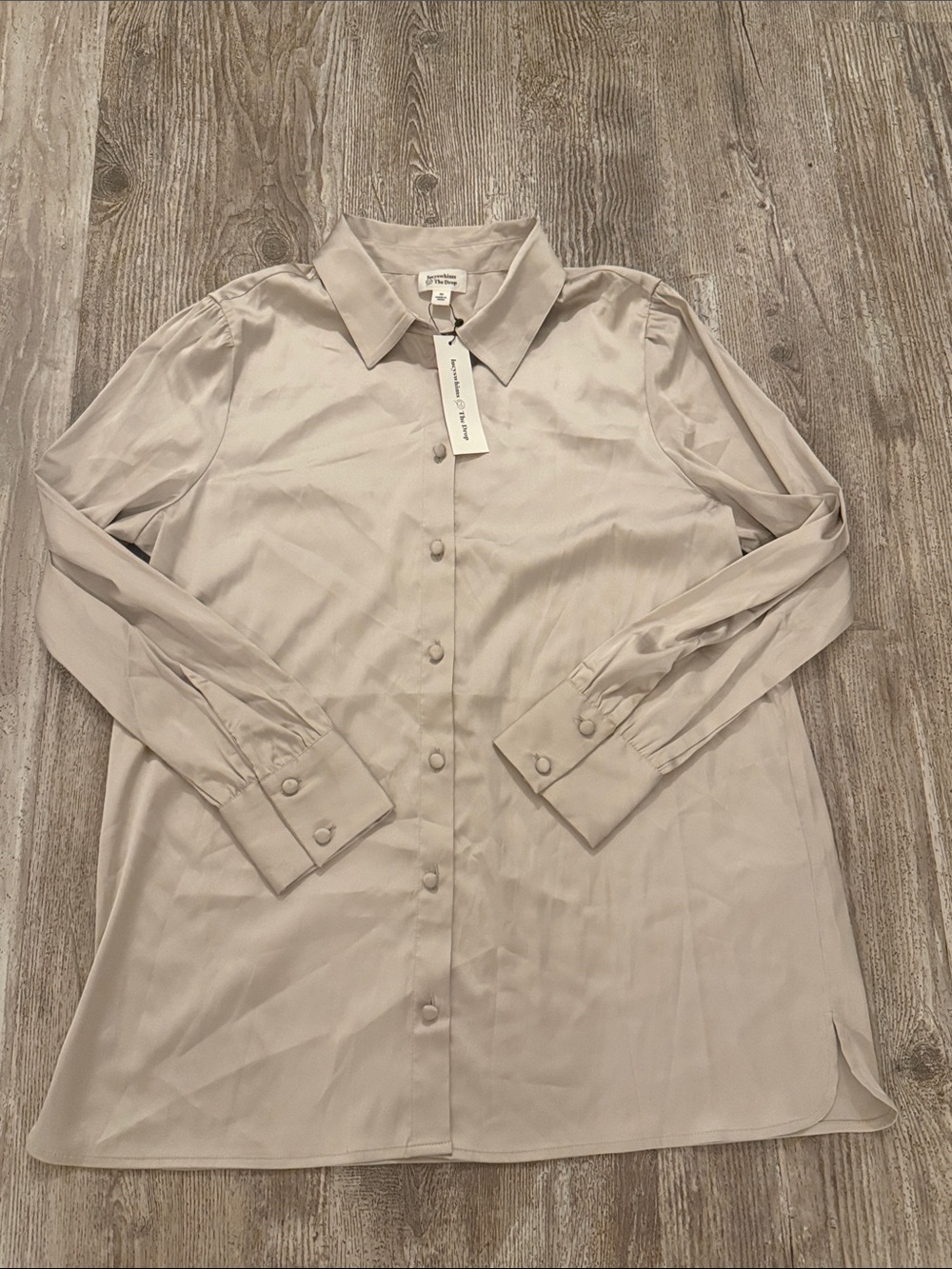 Classic Light color Button-Down Shirt - Unbranded